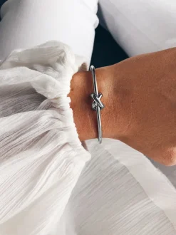 Women MVMT Cuffs^Knot Cuff