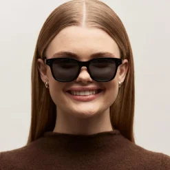 Women MVMT Round|Round^Malibu Round Sunglasses