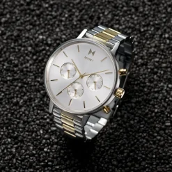 Women MVMT Round|Shop All^Nova