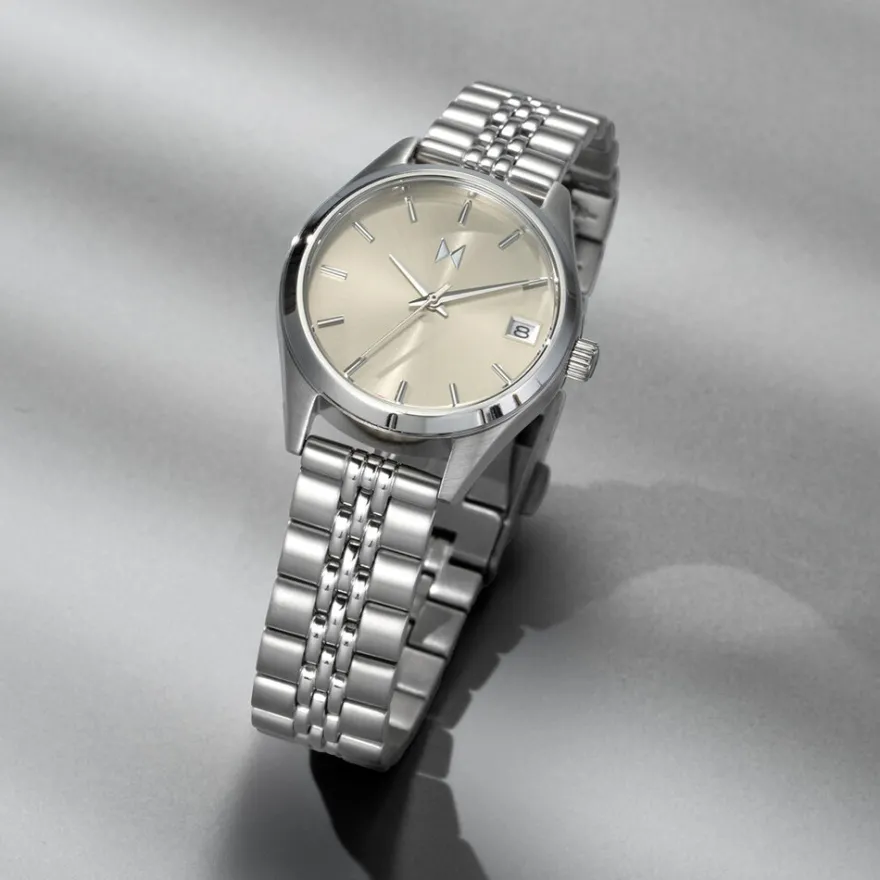 Women MVMT Round|Shop All^Rise Mini