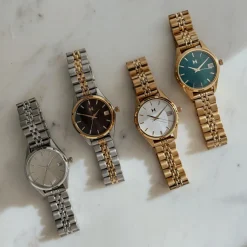 Women MVMT Round|Shop All^Rise Mini