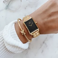 Women MVMT Rectangle|Shop All^Signature Square