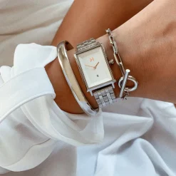 Women MVMT Rectangle|Shop All^Signature Square