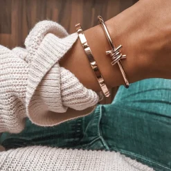 Women MVMT Cuffs|Bracelets^Single Barbed Cuff