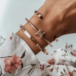 Women MVMT Cuffs|Bracelets^Single Barbed Cuff